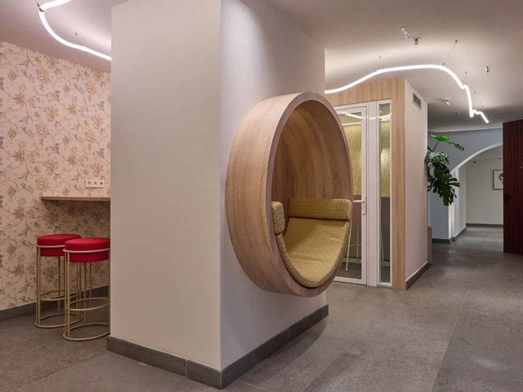 Private phone booths in a Barcelona coworking space, designed for taking calls in absolute privacy.