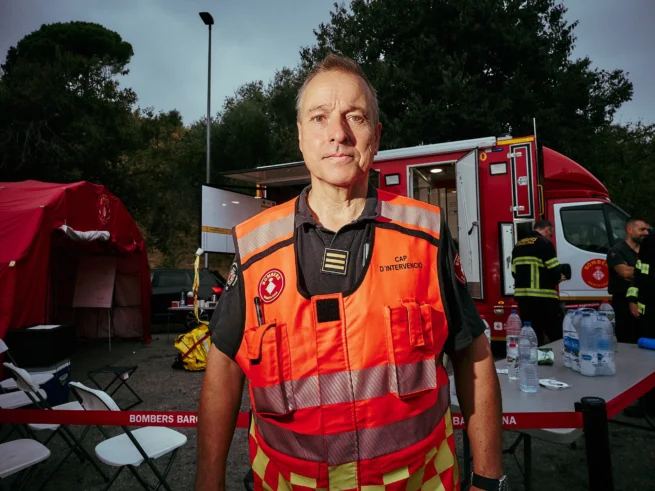 Wildfire response area near Barcelona with emergency personnel